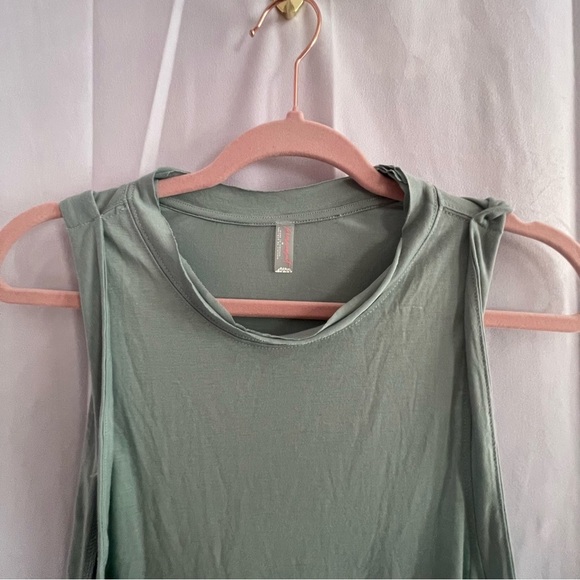 🆕⛱️🏃‍♀️Free People‎ Movement Nothing But Net top size M blue combo - Picture 3 of 7